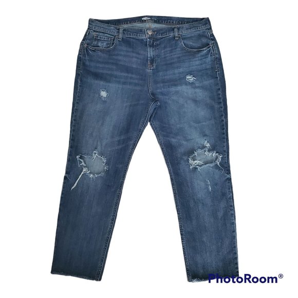 Old Navy Denim - Old Navy Women's Ripped Knee Distressed Boyfriend Raw Hem Cropped Jeans Size 16
